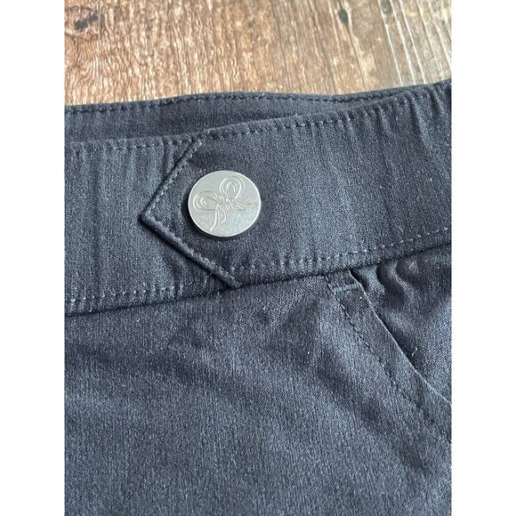 Rafaella Black Dress Shorts 12 - Picture 5 of 13